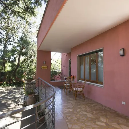 Rosa Lejlighedshotel 2*