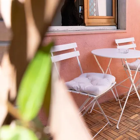 Rosa Lejlighedshotel Sorrento