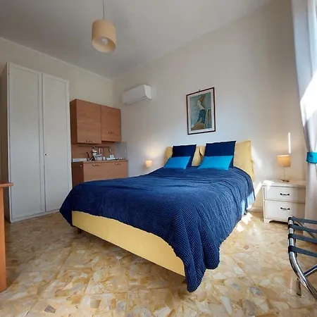 Rosa Lägenhetshotell 4*