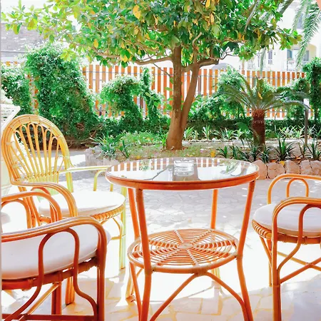 Rosa Apartmanhotel Sorrento
